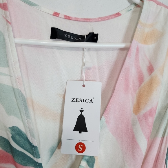 Zesica Boho Floral Wrap Maxi Dress Size Small - Picture 7 of 10